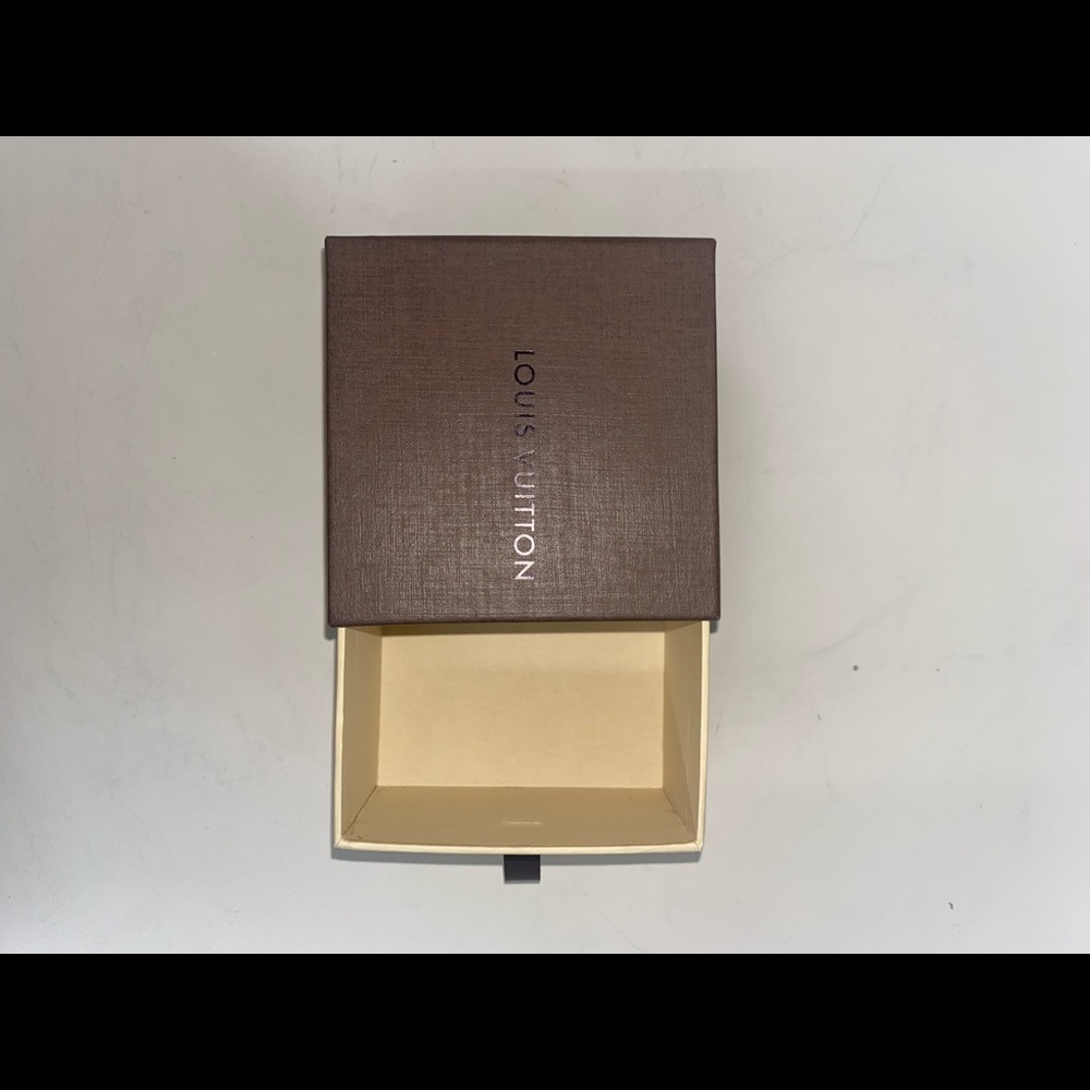 LOUIS VUITTON BOX